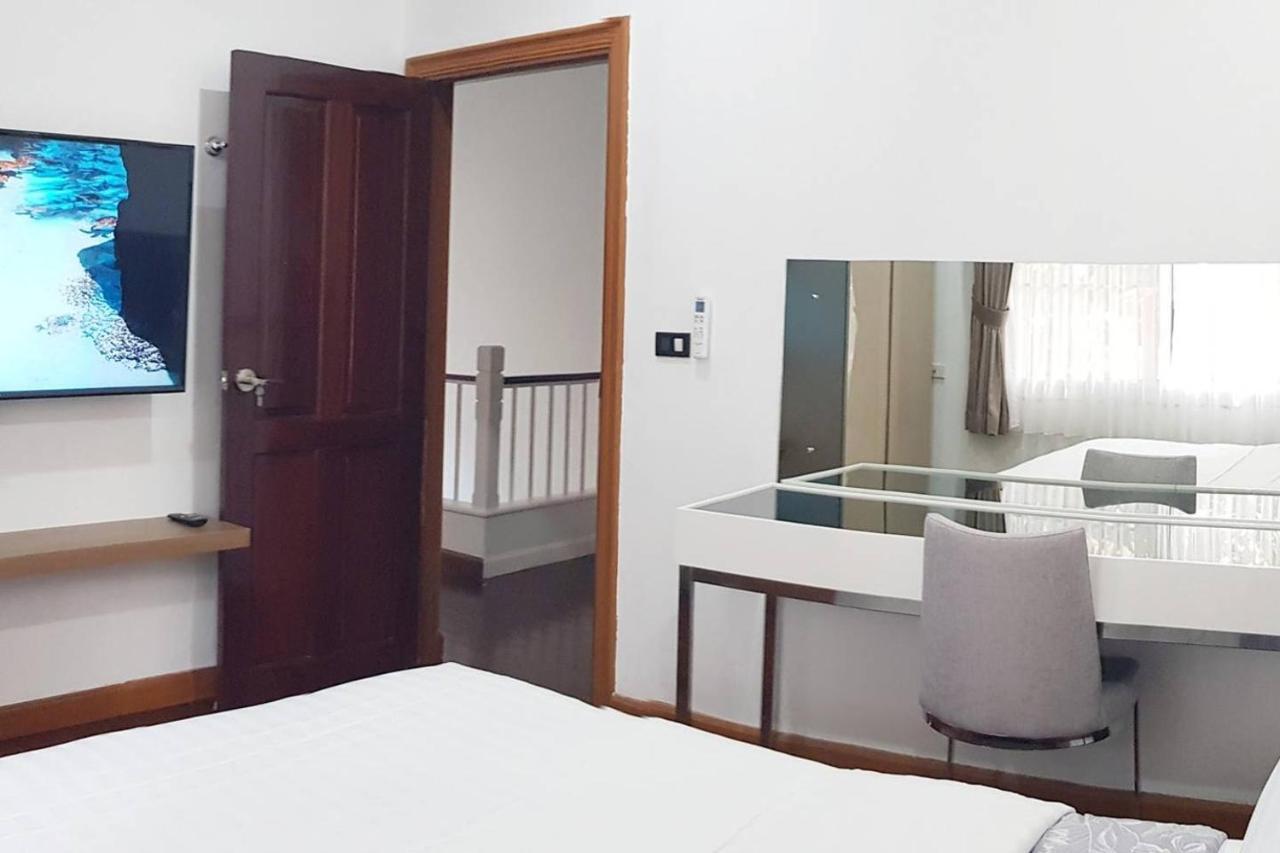 Villa Rudi House Patong Esterno foto